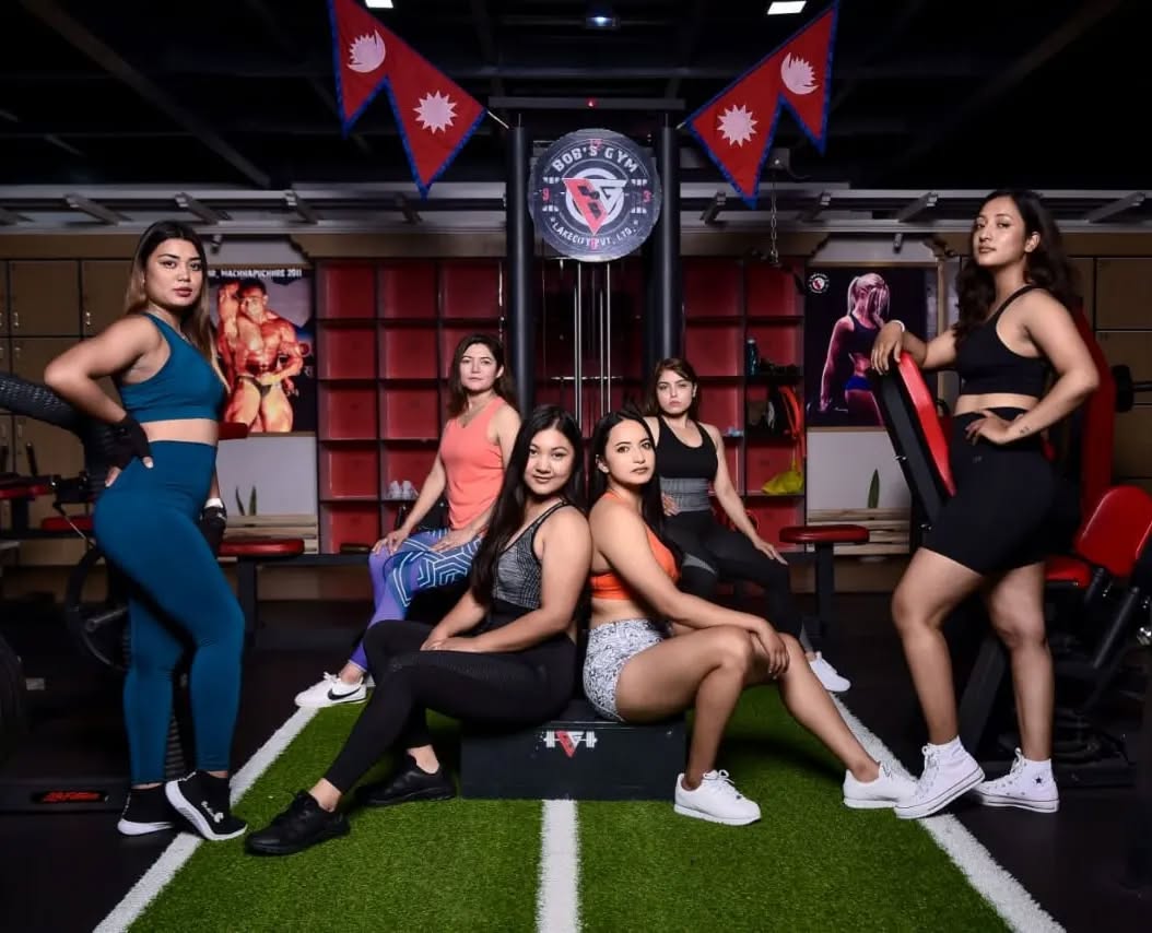 Women from the BobsGym fitness community on the training floor